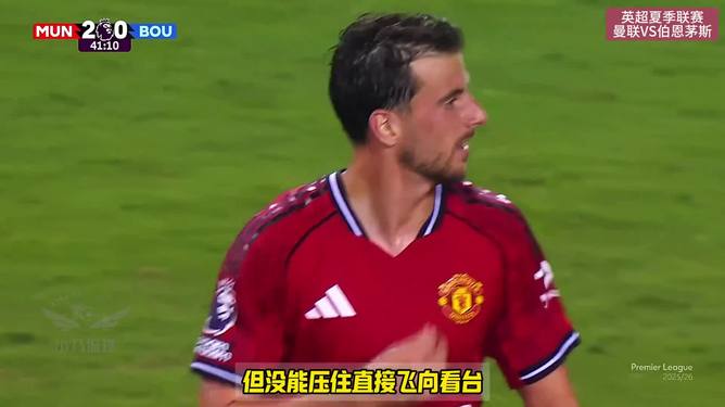 Ning在曼联比赛中战术调整，反败为胜引发热议！