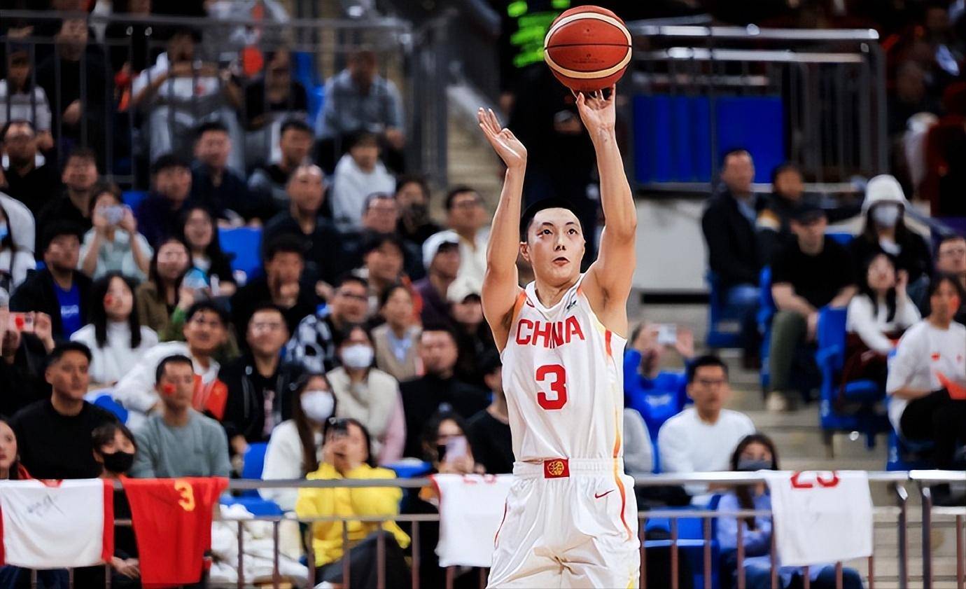 ayx sports-Karsa在篮网比赛中出色防守，出色发挥引发热议！-ayx sports